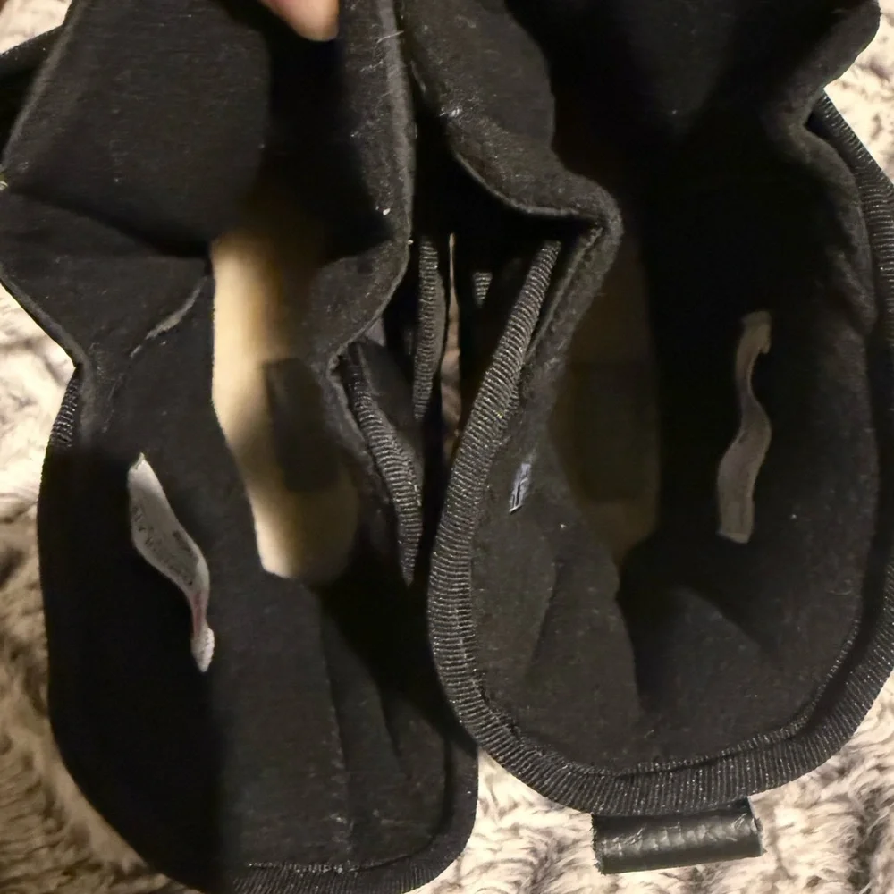 UGG Taney Weather Boots - Picture 8 of 8